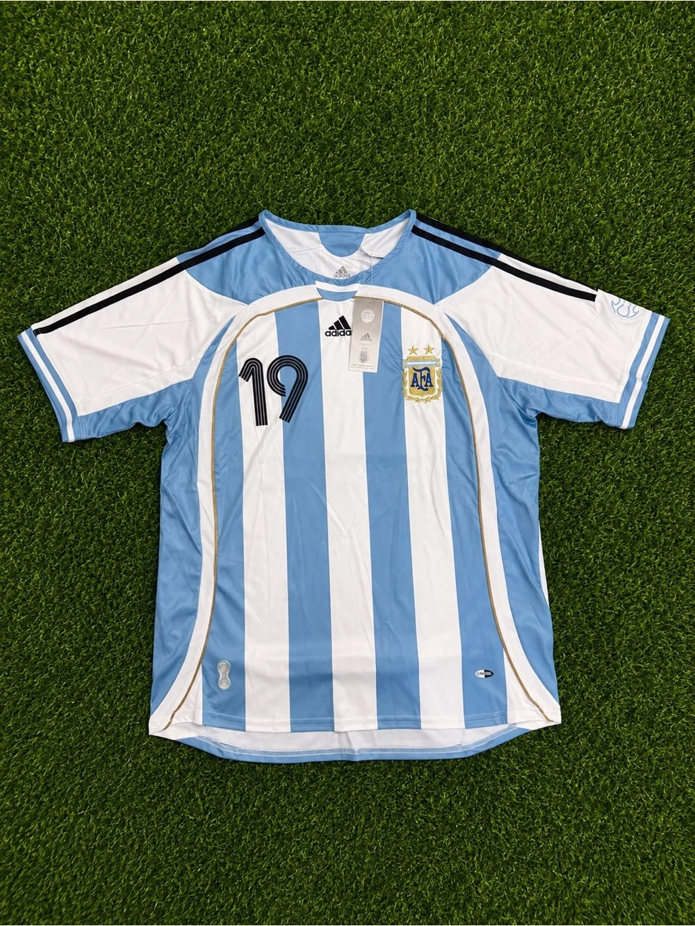 2006 retro Argentina Lionel Messi jersey men’s size XXL
